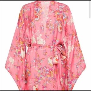 Spell Leo Short Robe Sm/Med